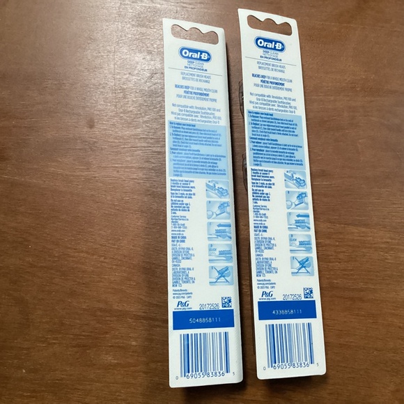 Oral-B Deep Clean Replacement Brush Heads Bundle New - Picture 4 of 9